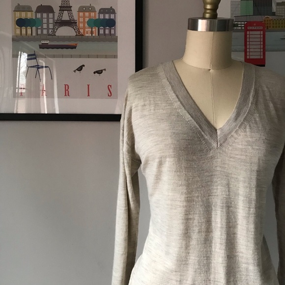 Theory Sweaters - Theory • Tunic V-Neck Sweater